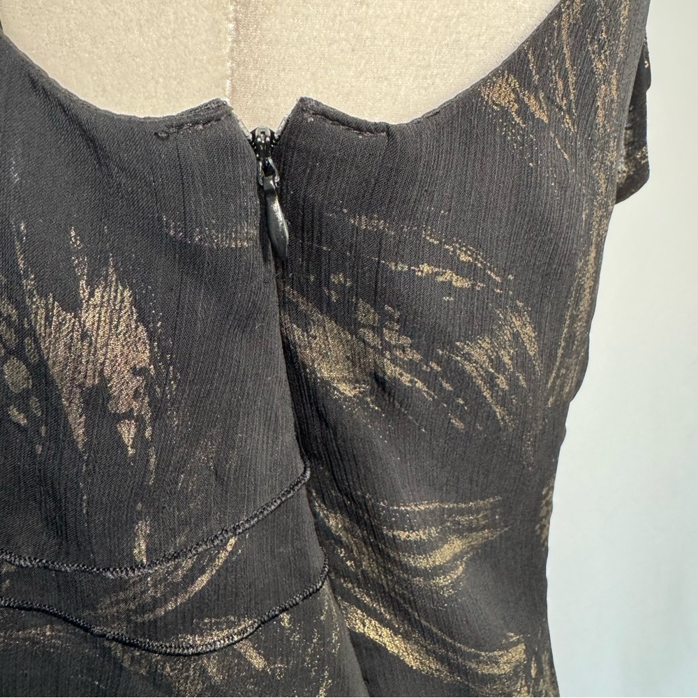 ❤️3/$30 BWear by Byer California Gold Brush Print Tiered Ruffle Halter Top - M - Picture 4 of 9